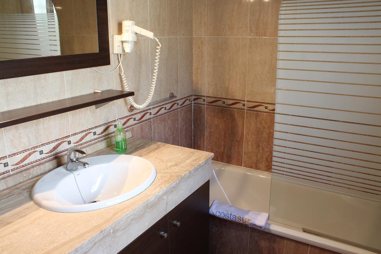 فيلا شيكلانا دي لا فرونتيرافي Chalet Marisma Con Piscina Privada المظهر الخارجي الصورة